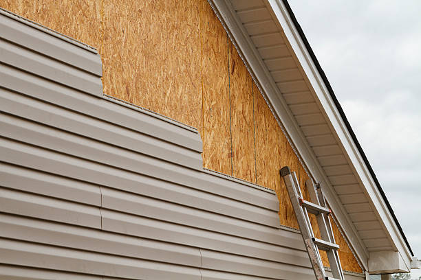 24/7 Emergency Siding experts in North Babylon, NY